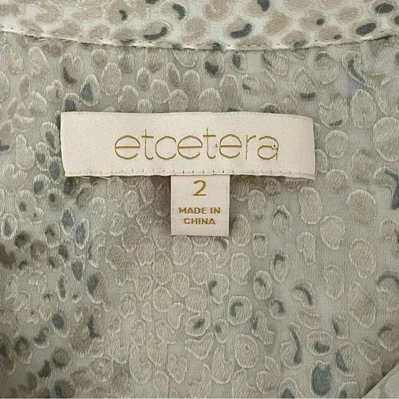 Etcetera Ruffle Sleeveless Animal Print Neutral Top Women Blouse Size 2 - Picture 6 of 7